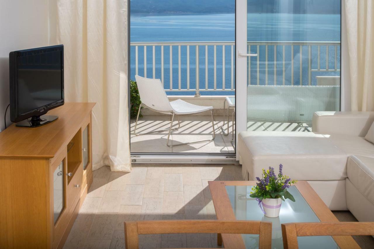 Marusici  Apartments Vela Sollis מראה חיצוני תמונה